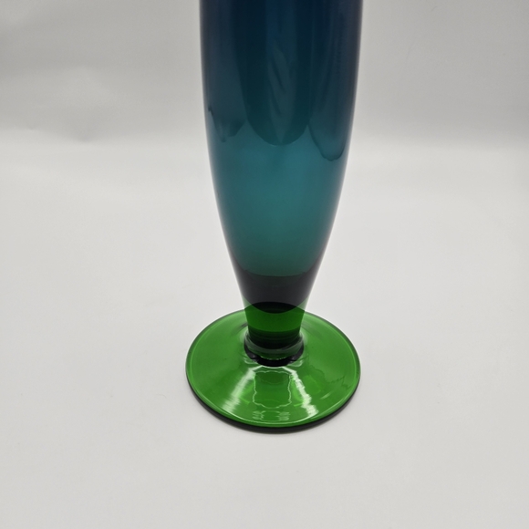 Vintage Blue Green Ombre Skinny Glass Vase - Picture 4 of 10